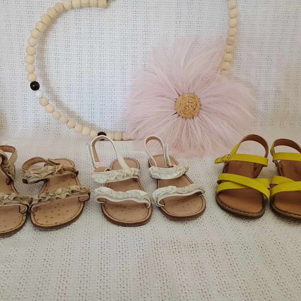 Cat & Jack Kids Sandals - Cream, Yellow